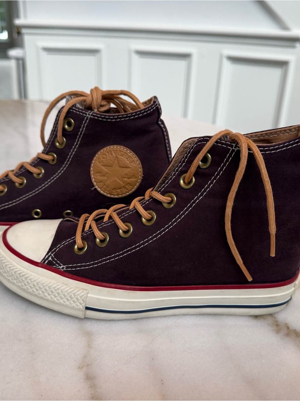 Converse High Top Wedge Sneakers in Burgundy - Size 7, TTS - Picture 3 of 6